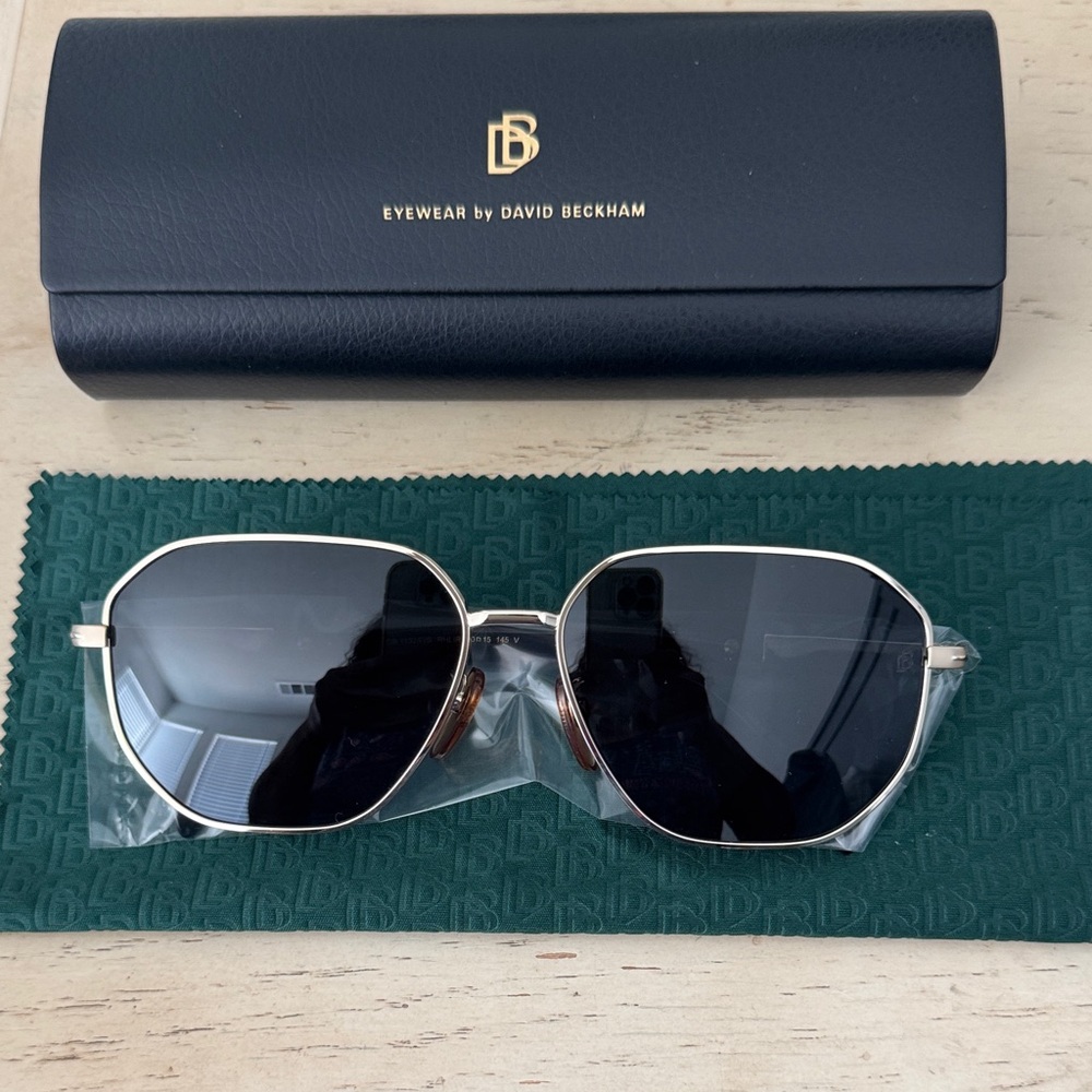 David Beckham Black and Gold Sunglasses - NWT